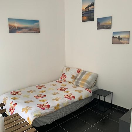 Jolie Maisonnette Avec Terrasse Nancy Centre Екстериор снимка
