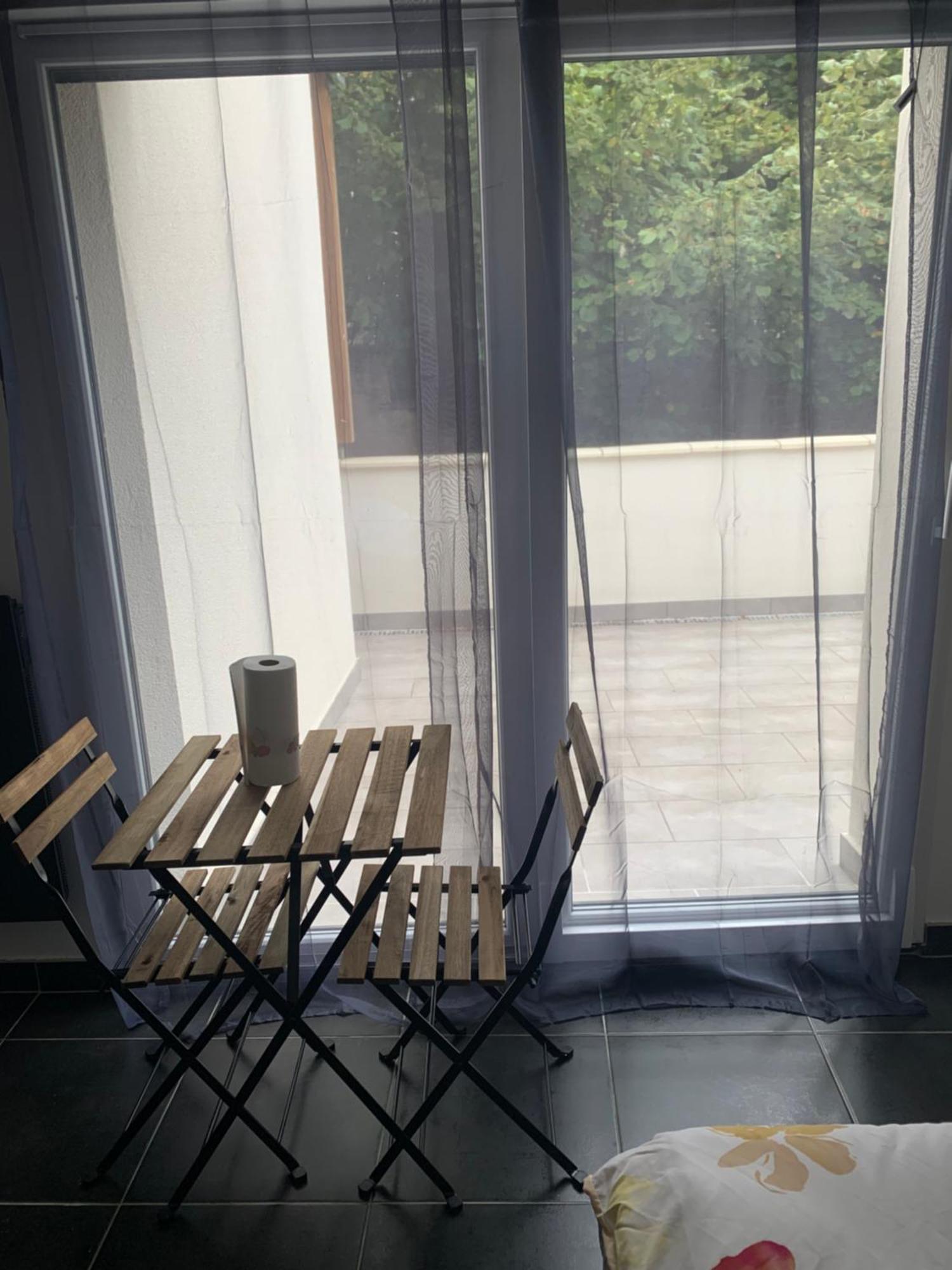 Jolie Maisonnette Avec Terrasse Nancy Centre Екстериор снимка